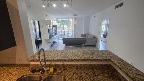 apt-308-550 Okeechobee Blvd, West Palm Beach, FL, 33401-6318 | Card Image