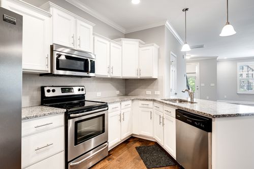 954 Innsbrooke Ave, Hendersonville, TN, 37075-1413 | Card Image