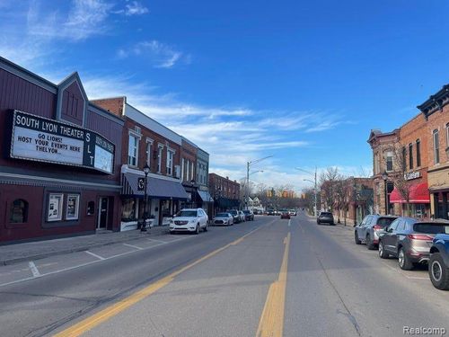 apt-12b-59425 10 Mile Rd, South Lyon, MI, 48178-2095 | Card Image