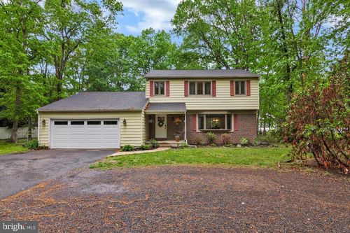 5 Shawnee Trl, SHAMONG, NJ, 08088-9405 | Card Image