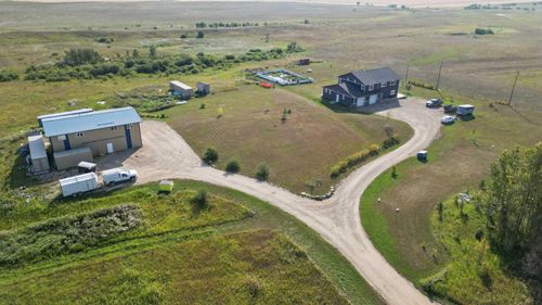 33257 10 Range Road, Rural Mountain View County, AB, T4H1J5 | Card Image
