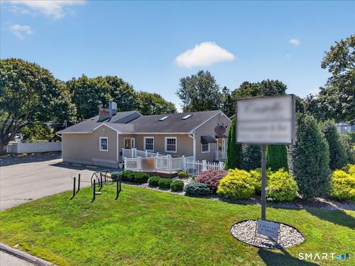 11 E Pattagansett Road, East Lyme, CT, 06333 | Card Image