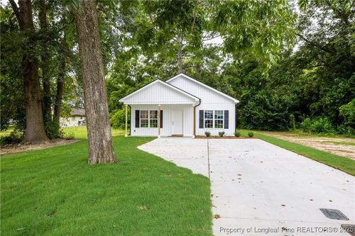 707 N Wilson Ave, Dunn, NC, 28334-3446 | Card Image