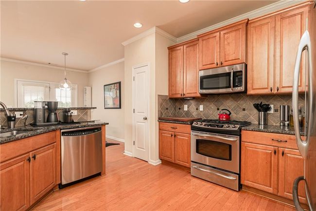5888 Cobblestone Creek Cir, House other with 6 bedrooms, 4 bathrooms and null parking in MABLETON GA | Image 8