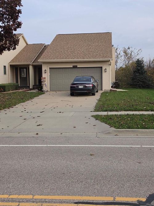 4509 Ruger Ave, Janesville, WI, 53546-8679 | Card Image