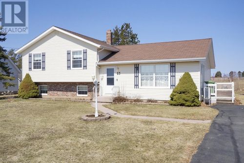 13 Hurry Road, Charlottetown, PE, C1E3C5 | Card Image