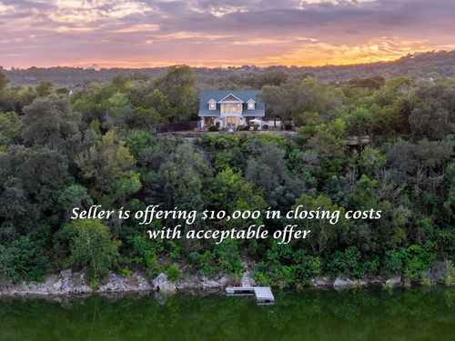 11103 Lakeside Dr, Jonestown, TX, 78645-3320 | Card Image