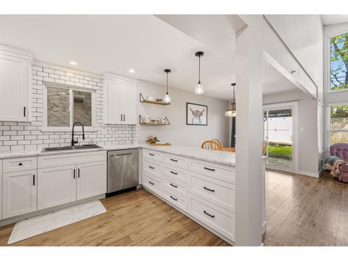 408 Bruneau Pl, Aldergrove, BC, V4W3K9 | Card Image