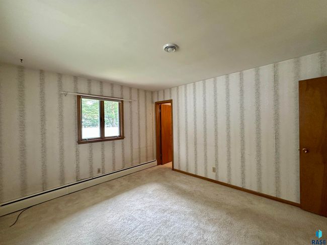 511 W Crawford St, House other with 3 bedrooms, 3 bathrooms and null parking in Luverne MN | Image 16