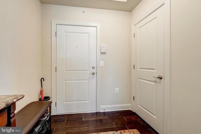 APT-406 - 44589 York Crest Ter, Condo with 3 bedrooms, 2 bathrooms and null parking in ASHBURN VA | Image 5