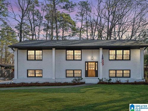 3105 Tyrol Rd, VESTAVIA HILLS, AL, 35216-4232 | Card Image