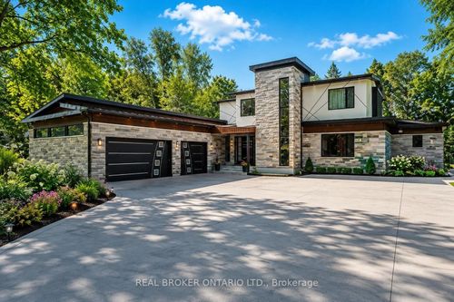 6 Campbell Farm Rd, Brantford, ON, N3T5L6 | Card Image