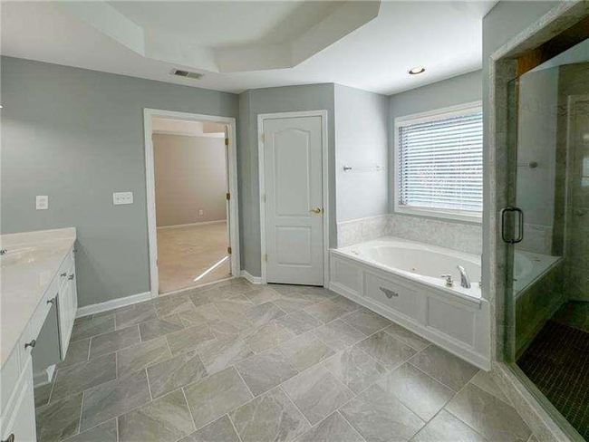 3195 Vickery Dr Ne, House other with 6 bedrooms, 4 bathrooms and 2 parking in Marietta GA | Image 32