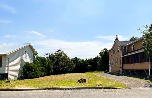 NA Kitchener St, Hawkesbury, ON, K6A | Card Image