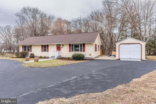 3836 Lee Hill School Dr, FREDERICKSBURG, VA, 22408-9442 | Card Image