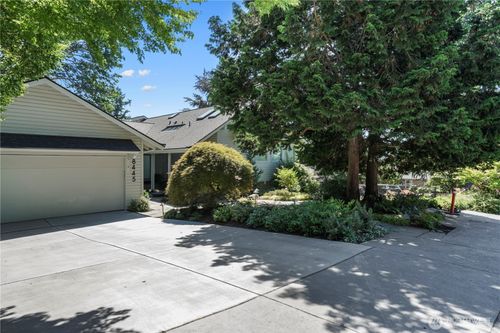 8445 Se 47th Street, Mercer Island, WA, 98040 | Card Image