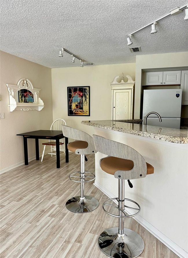 APT-1625 - 3330 Pinewalk Dr N, Condo with 1 bedrooms, 1 bathrooms and null parking in Margate FL | Image 10