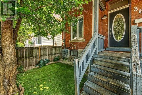 368 Emerald St N, Hamilton, ON, L8L5L7 | Card Image