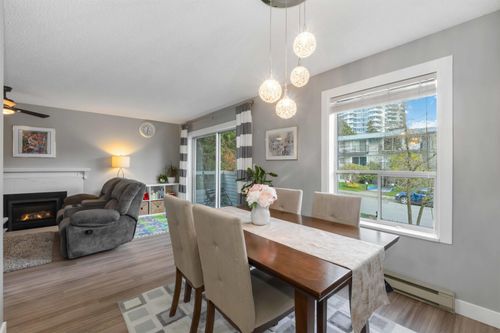 205-1473 Blackwood St, White Rock, BC, V4B3V6 | Card Image