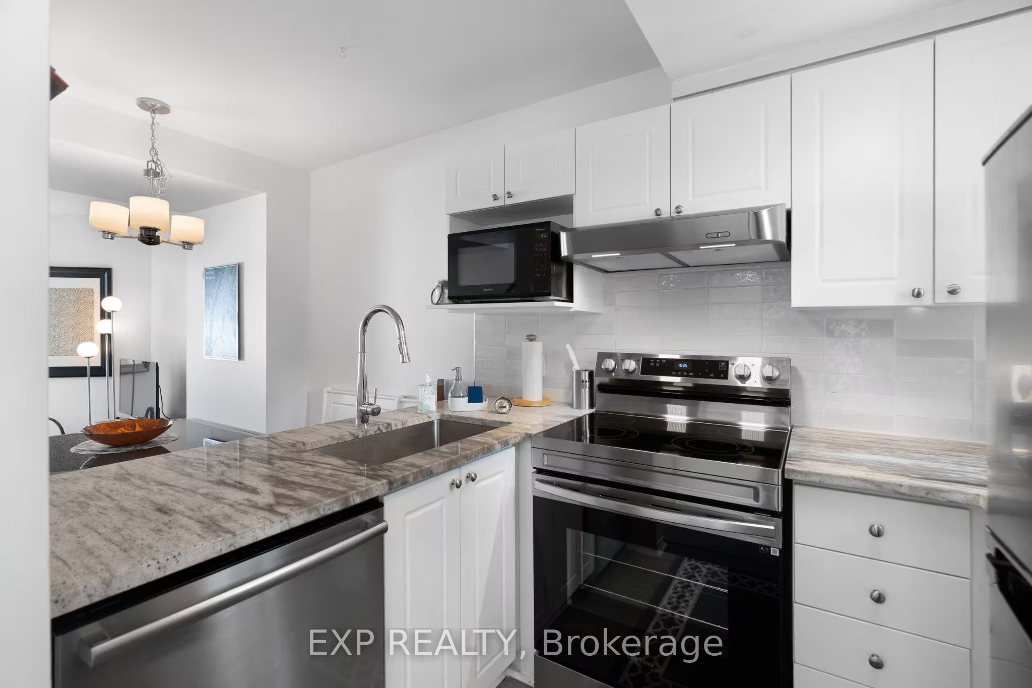 Residential Lease in West Centre Town 4