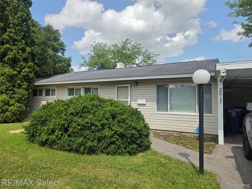 3613 Briarwood Dr, Flint, MI, 48507-1457 | Card Image