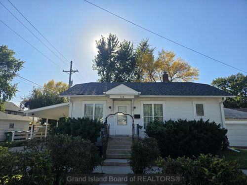 108 S Logan, Grand Island, NE, 68801 | Card Image