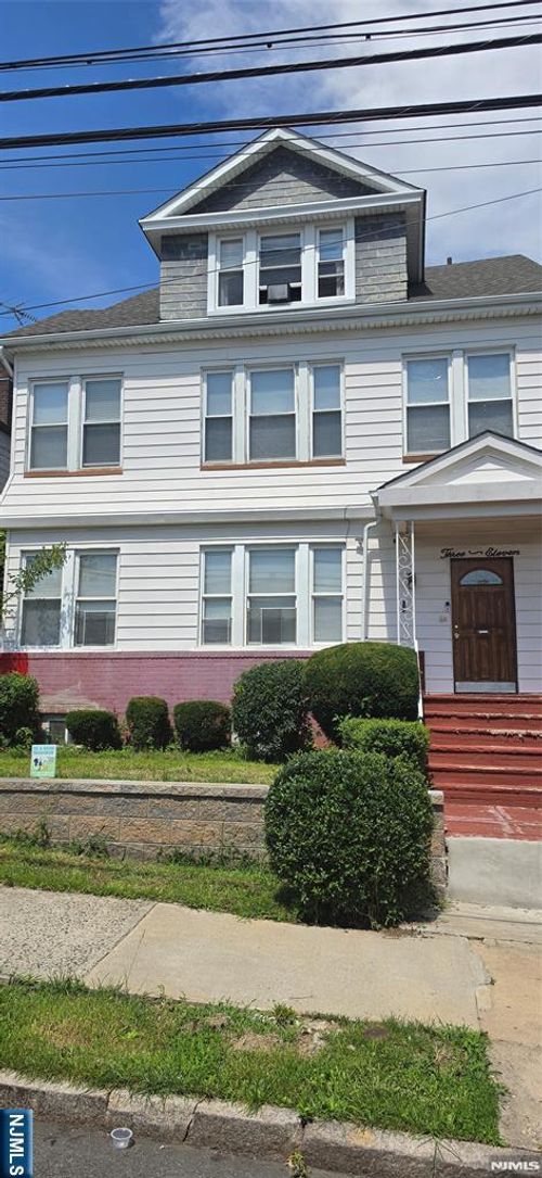 311-309-311 Goldsmith Ave, Newark, NJ, 07112-1414 | Card Image