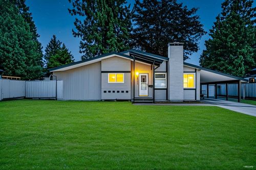 20572 43 Ave, Langley, BC, V3A3C2 | Card Image