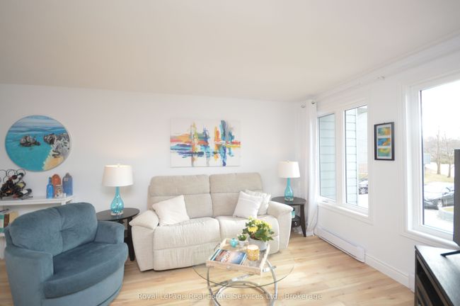 14 - 10 Baker St, Condo with 2 bedrooms, 2 bathrooms and 1 parking in Wasaga Beach ON | Image 5