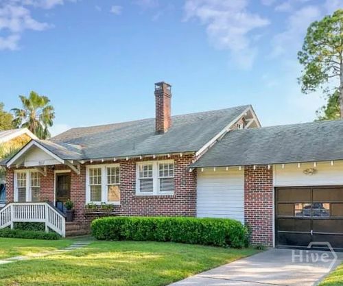 1507 E 51st St, Savannah, GA, 31404-4039 | Card Image