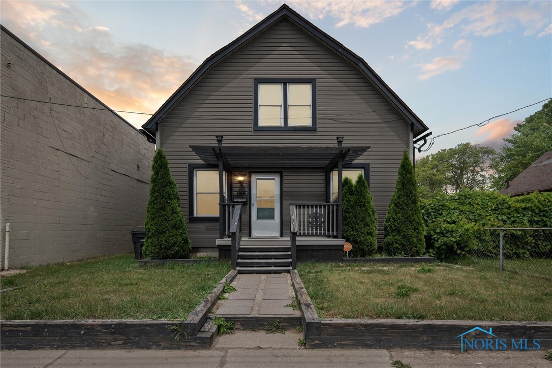 Sylvania Ave, Toledo, OH 43612