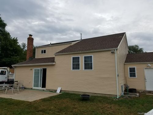 170 Root Ave, Central Islip, NY, 11722-2837 | Card Image