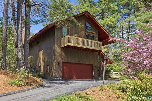 15 Shoddy Mill Rd, Glastonbury, CT, 06033-3514 | Card Image