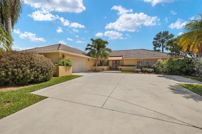 2170 Nw 122 Avenue, House other with 3 bedrooms, 2 bathrooms and null parking in Plantation FL | Image 3