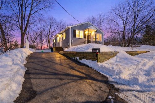 1 Hillcrest Ave, Lynn, MA, 01904-2819 | Card Image