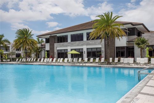 f-106-8001 Nw 41st St, Doral, FL, 33166 | Card Image