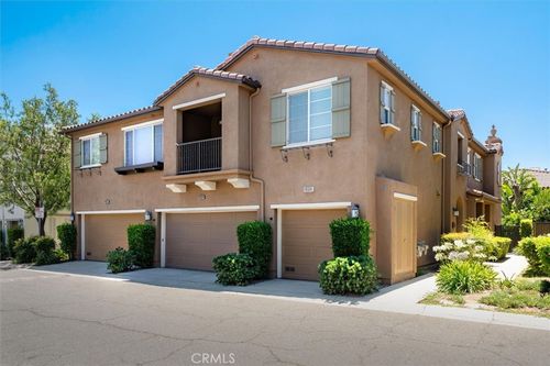 19324 Opal Ln, Saugus, CA, 91350-3241 | Card Image