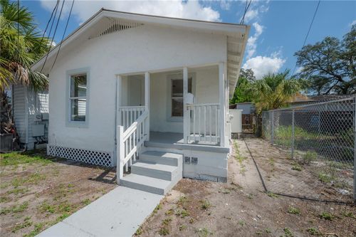 1918 E 21st Ave, TAMPA, FL, 33605-1908 | Card Image