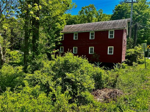 73 North Creek Road, Clinton, NY, 12580 | Card Image