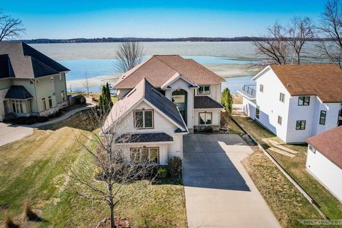 5728 Lake Edge Road, Mcfarland, WI, 53558 | Card Image
