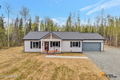 8760 W Dreamy Dr, Wasilla, AK, 99623-1933 | Card Image