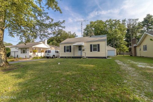 5132 Arbor Way, Sylvania, OH, 43560-2528 | Card Image
