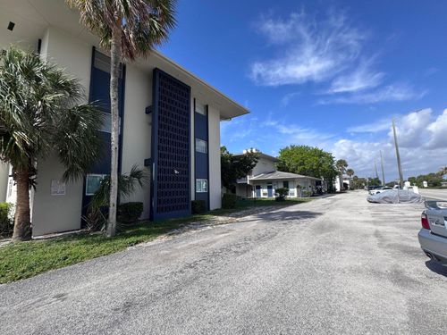 1150 E Sample Rd, Pompano Beach, FL, 33064-5168 | Card Image