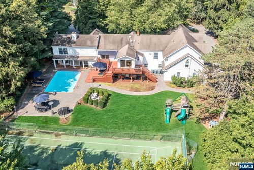 24 Vanderbeck Ln, Mahwah, NJ, 07430-3030 | Card Image