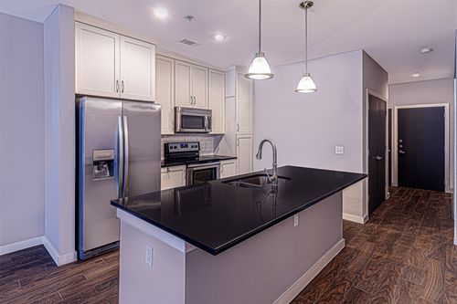 apt-305-5609 Smu Blvd, Dallas, TX, 75206-5094 | Card Image