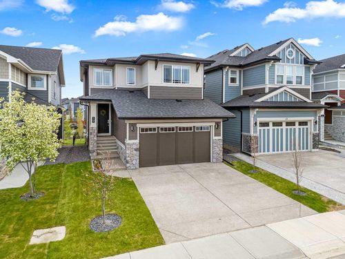 19 Sundown Crescent, Cochrane, AB, T4C2T2 | Card Image