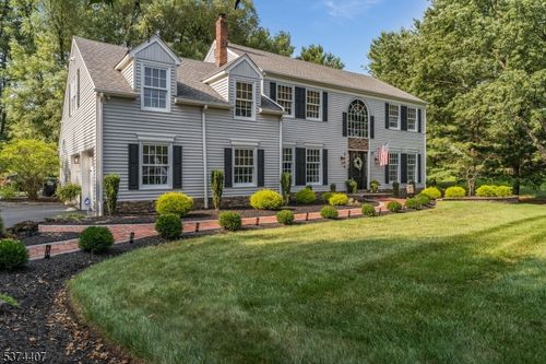 4 Rolling Ln, FLEMINGTON, NJ, 08822-4537 | Card Image