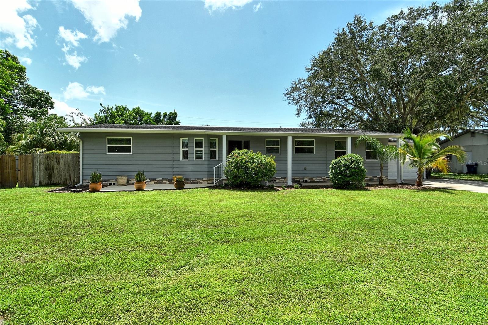 Sandrala Dr, Sarasota, FL 34231