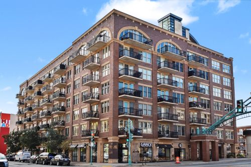 102 N Water St, Milwaukee, WI, 53202-6054 | Card Image