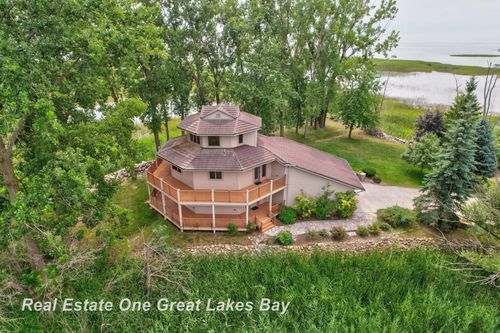 2180 Driftwood Rd, Standish, MI, 48658-9009 | Card Image